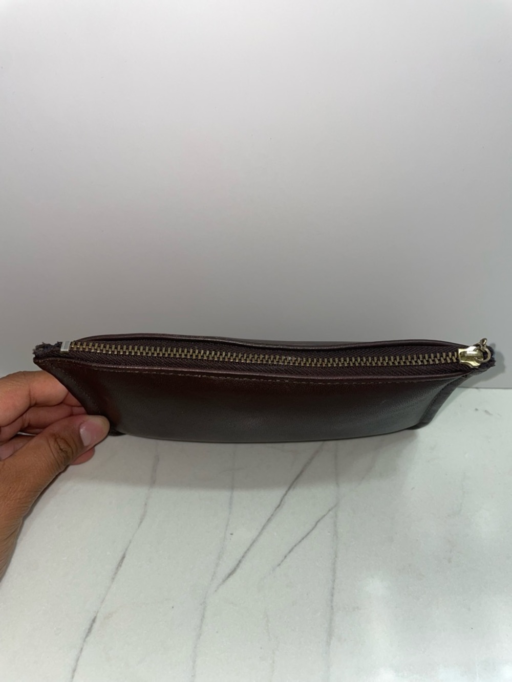 Coach Vintage Skinny Dark Chocolate Brown Minimalist Leather CowHide Make Up Bag - Picture 7 of 9